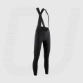 UMA GT Spring Fall Bib Tights S11 to ocieplane, oddychające spodnie kolarskie z recyklingowanego materiału POLAR. Wkładka UMA z technologią goldenGate i konstrukcja rollBar zapewniają komfort i stabilizację podczas długiej jazdy.