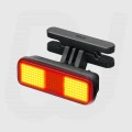 Blinder Link to tylna lampka rowerowa o mocy 100 lm, z montażem pod siodło lub na bagażnik. 8 trybów świecenia, do 50h pracy, IP67 i USB-C. Idealna do jazdy miejskiej i szosowej. Widoczność do 1 km.
