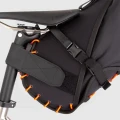 hc3qj7lS1GbbK2CXUJDY_00_14L_Saddle_Bag5_1000x copy.webp